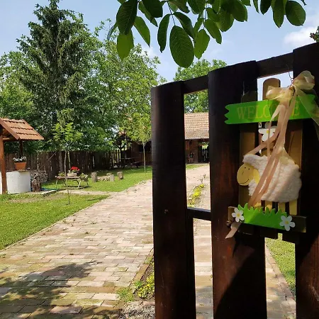 Farm stay Feherlo Vendeghaz