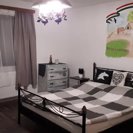 Feherlo Vendeghaz * Bekescsaba